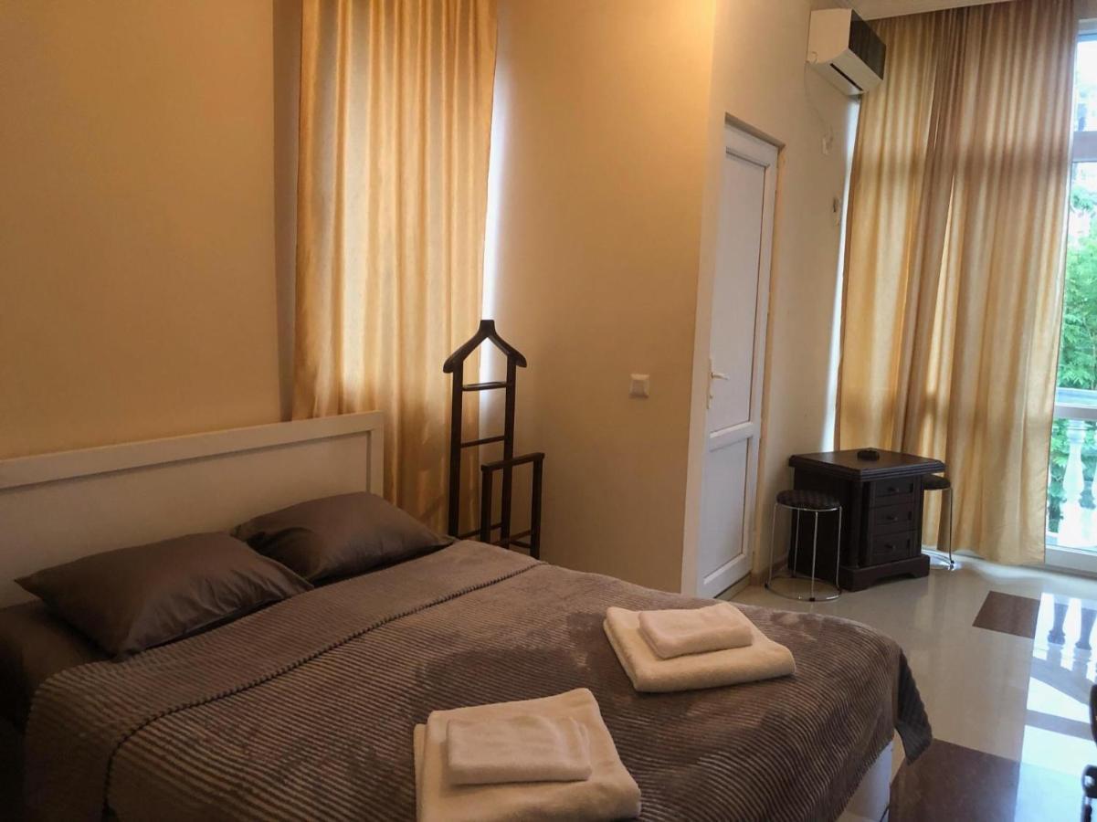 Twins Guest House By Black Sea Kobuleti Exterior foto