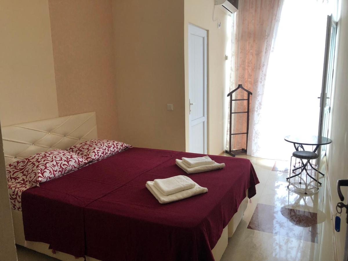 Twins Guest House By Black Sea Kobuleti Exterior foto